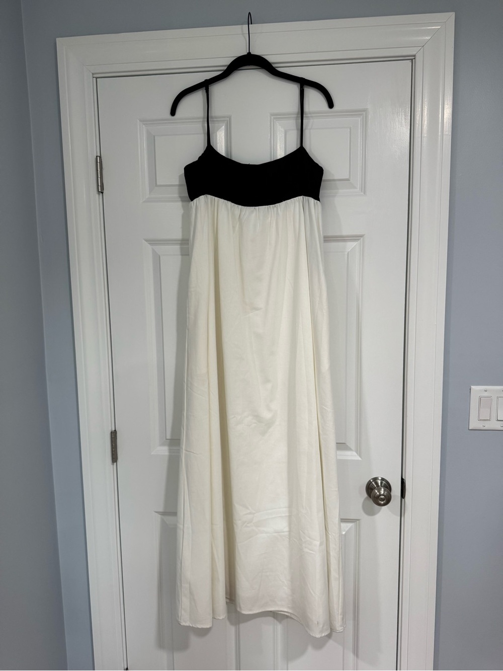 Beginning Boutique Black & Cream Maxi Dress